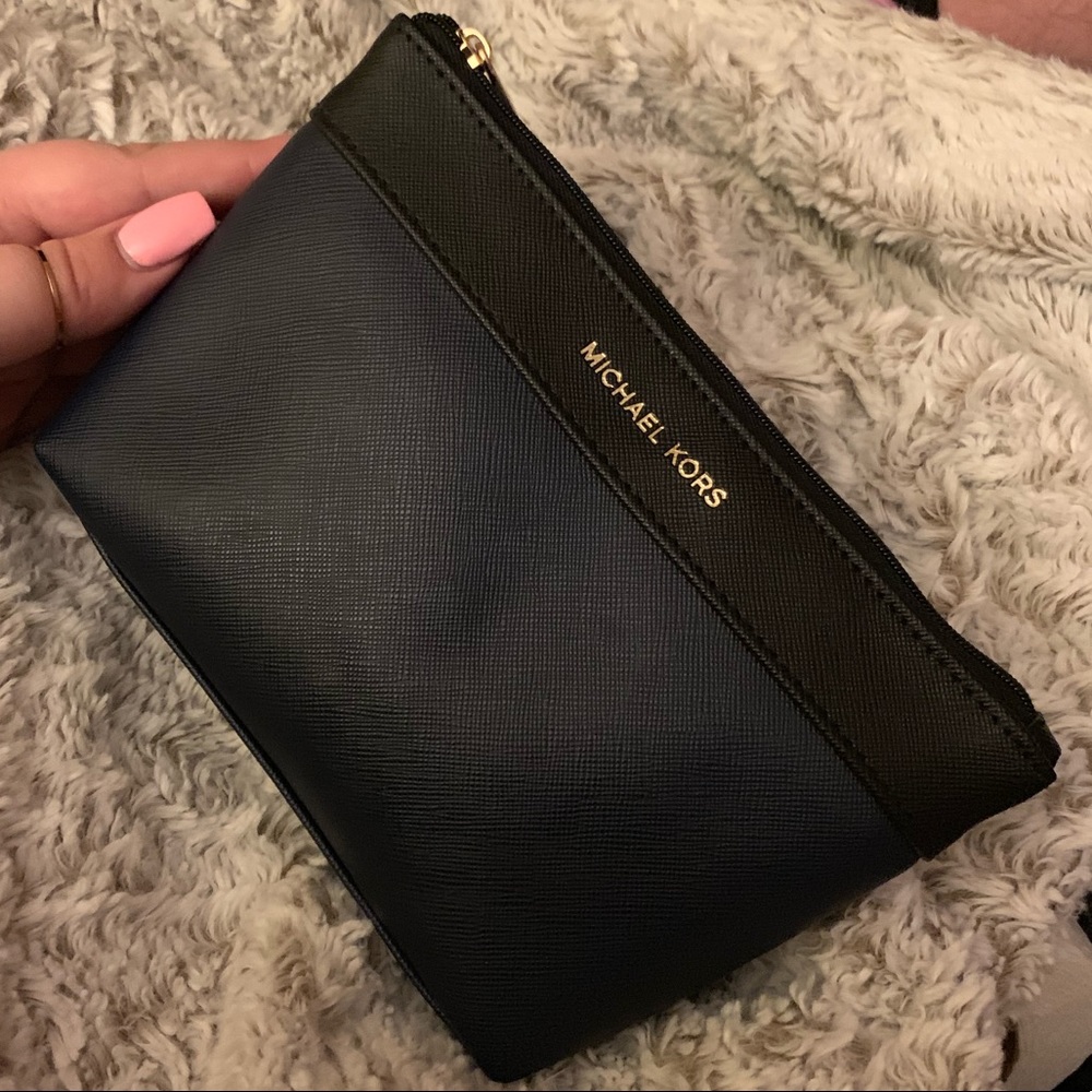 Michael Kors Toiletry Bag